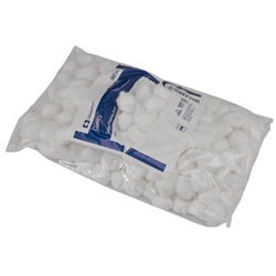 Kendall Curity Cotton Balls