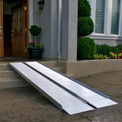 EZ-Access Suitcase Signature Series Ramp