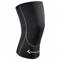 Mueller Closed Patella Knee Sleeve