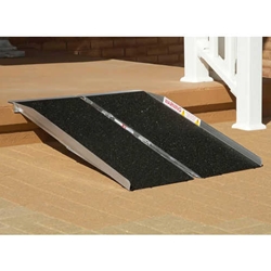 Prairie View Industries Single Fold Ramp